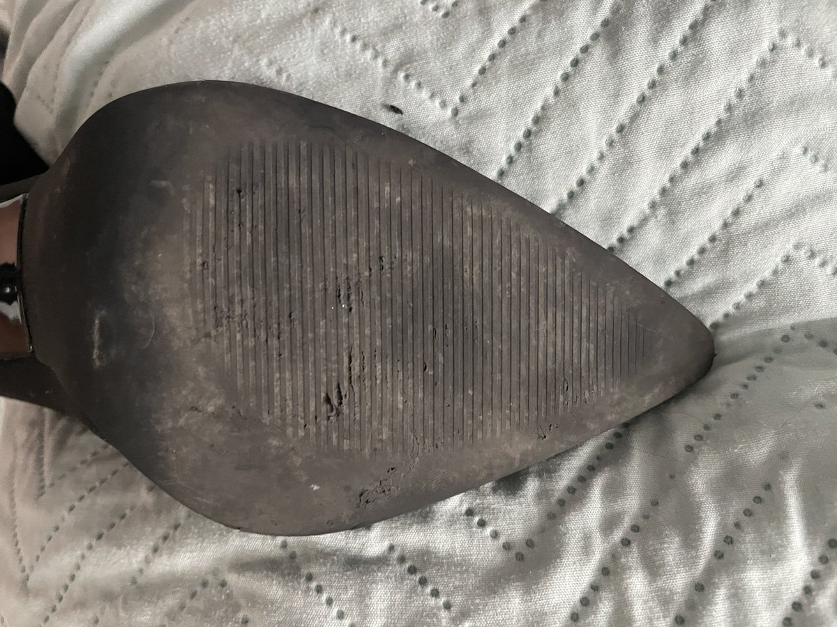 Thank you @ASOS  for sending me a used pair of boots. 🤢