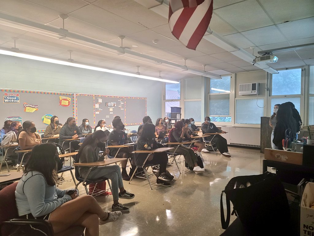 CMS Mrs. Davison-Nau tweet media
