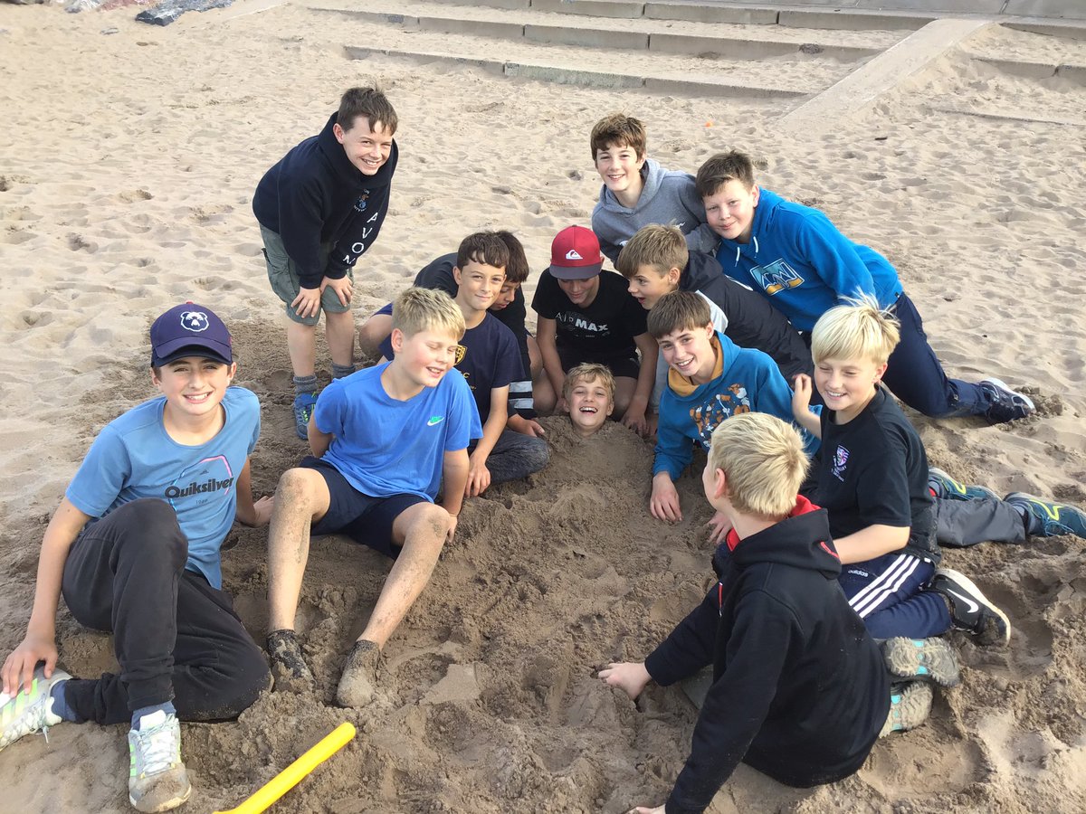 Fun on Minehead beach before fish and chips! 🍽