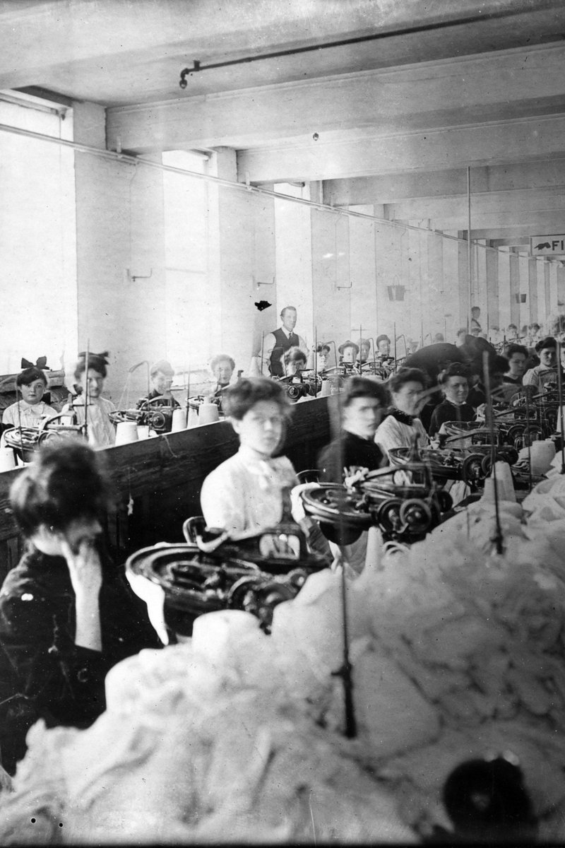 Haunted_Pod's tweet image. We’re back! And we’re kicking off this season with a big one: the Triangle Shirtwaist Factory Fire. Join us as we discuss the tragedy and get real mad about labor issues 🔥💪🏻

podbean.com/ei/pb-6ia7u-10…