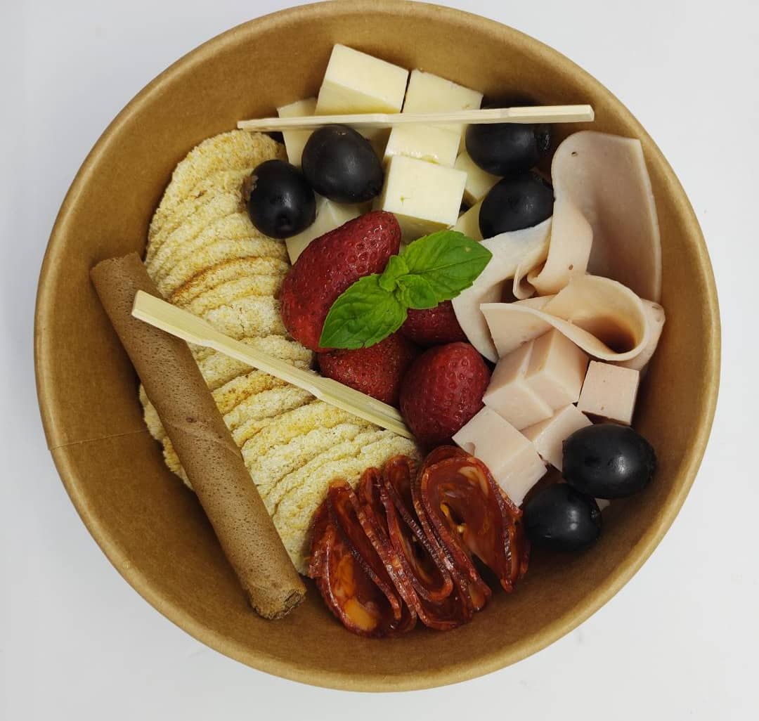 MalvadoElvis's tweet photo. Mi almuerzo saludable gracias a #Frogame variado y nutritivo 🥓🍃

Gracias a @roxanaleonarias por el detalle!!!🌍 https://t.co/daVtLSHbMF