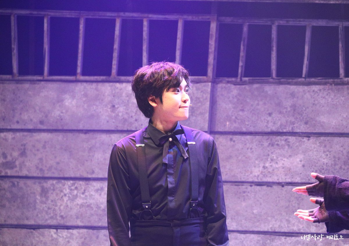 peridot_niel's tweet photo. 210916 #개와고양이의시간 커튼콜데이

짧은 커튼콜이 더 짧게 느껴졌던 순간!!

#틴탑 #니엘 #플루토 #녤루토

@TEEN_TOP https://t.co/hCcOHPL2ge