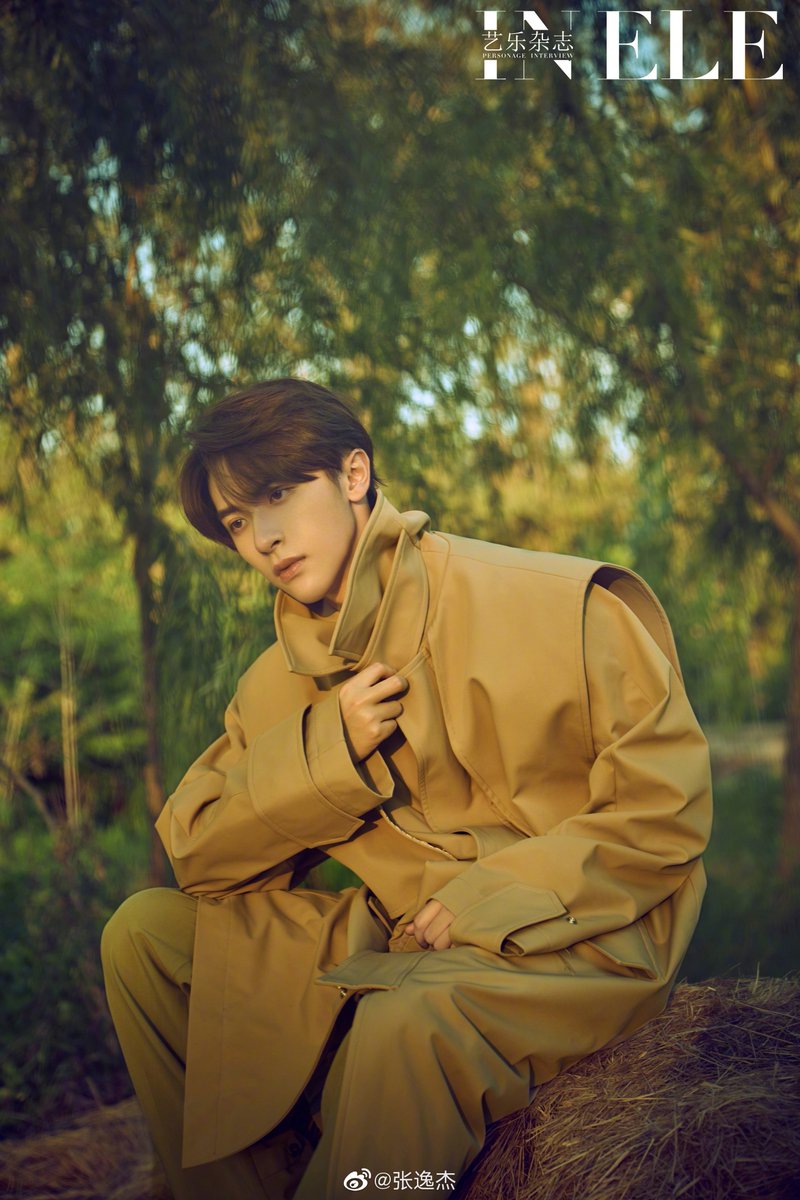 ZhangyijieTHfan's tweet photo. เธรด『Event updated: นิตยสารELE』

[Weibo updated] เจี๋ยๆมาอัพเว่ยภาพจากนิตยสาร ELE ค่ะ👼🏻 (2021.09.16) (1)

“🐎”

🔗 https://t.co/DK9xM05vGv

#จางอี้เจี๋ย #zhangyijie #张逸杰 https://t.co/zw4A3zifRU