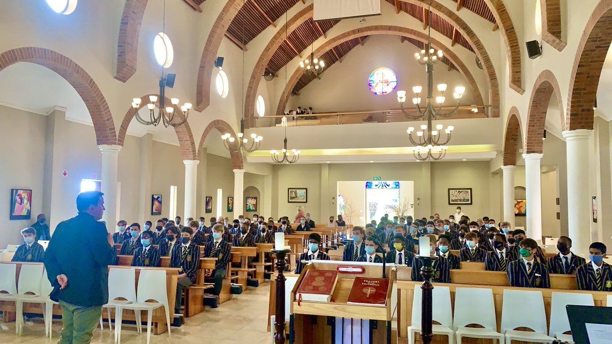 SheldonReddiar's tweet photo. At St David’s Marist Inanda Boys are nourished spiritually by weekly grade Masses. We thank God that we can resume celebrating mass. #marist #backinchurch https://t.co/5W2B0rf29g