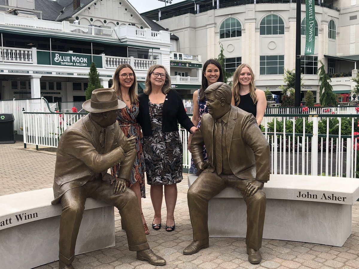 terrymeiners's tweet photo. My buddy John Asher is smiling down upon his family @ChurchillDowns today. β€οΈπ«π΄π΄π΄
#ChurchillDowns #JohnAsher #ColMattWinn #Louisville @KentuckyDerby https://t.co/s02GjQOqPH