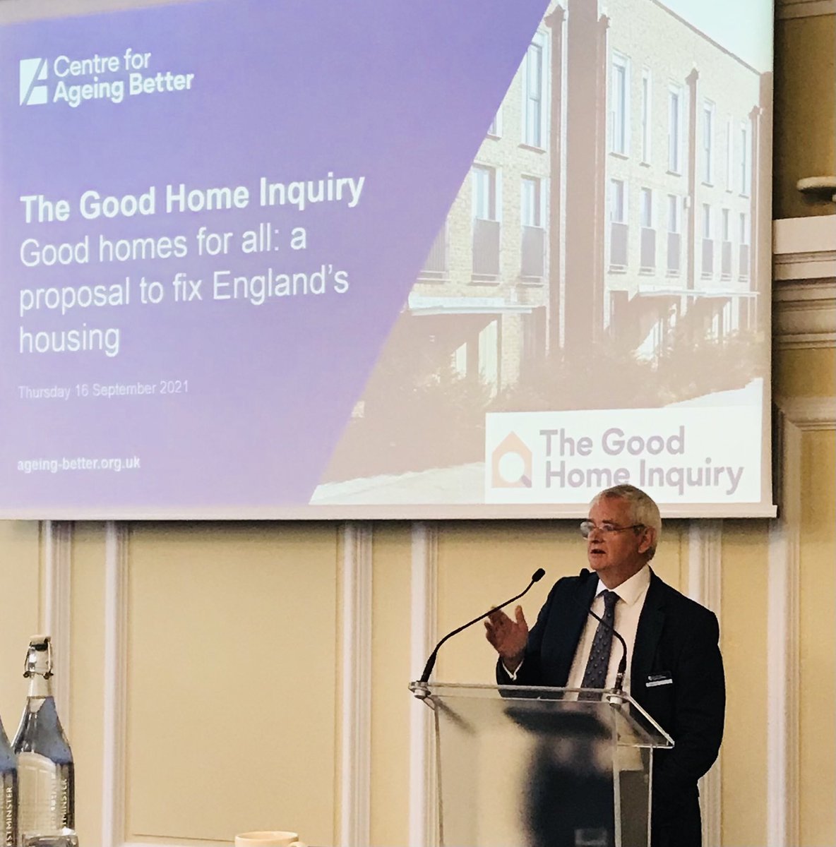 Ali Rogan tweet media