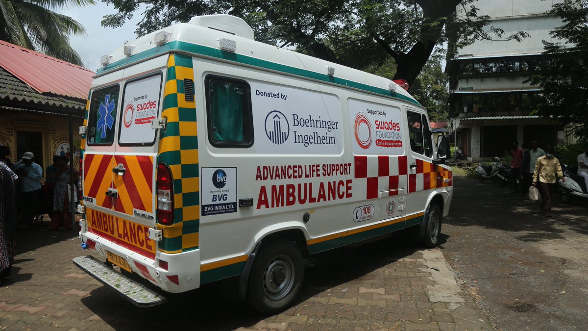 WeAreSwades's tweet image. Thank you @BoehringerIN, for being our #PartnerForChange in ensuring #PandemicPreparedness in rural Maharashtra. Together we have supported three ambulances for rural health facilities that will ensure timely treatment for rural communities.