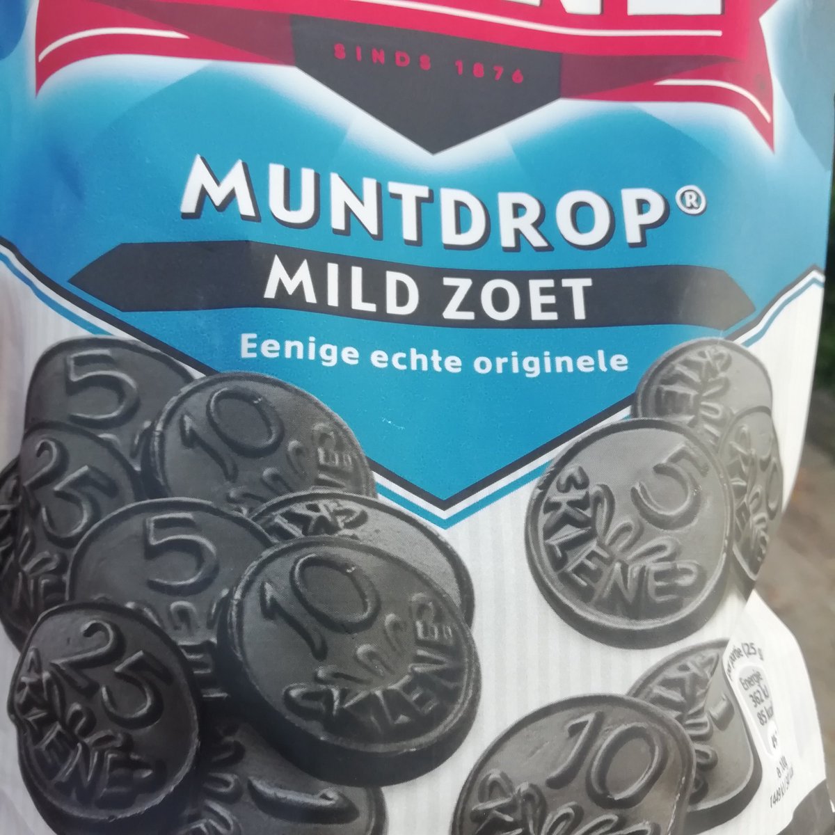 Sampfan's tweet photo. right before leaving my mission to bring superduper #dutch #muntdrop to the genovese family sees succes https://t.co/B3EecRYSXi