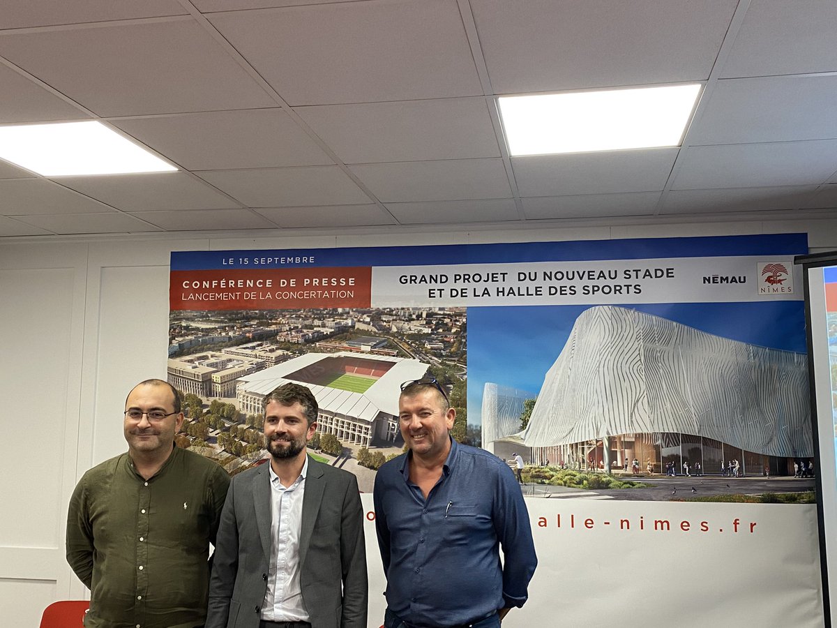 NOUVEAU STADE DE NÎMES

Conférence de presse pour le lancement de la concertation publique conjointe du nouveau stade de Nîmes et de la Halle des sports hier !
Rani Assaf, @julienplantier et Jean Marc Campello ont répondu aux questions des journalistes. 
#architecture #urbanisme