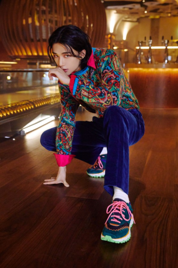EtroOfficial's tweet image. Etro Earthbeat meets #STRAYKIDS’ sub unit group #DANCERACHA (LEEKNOW, HYUNJIN, FELIX) and show their fascinating movement scene in their universe. 
 
#ETRO #ETROEARTHBEAT #ETRO21FW #STRYKIDS #DANCERACHA #LEEKNOW #HYUNJIN #FELIX