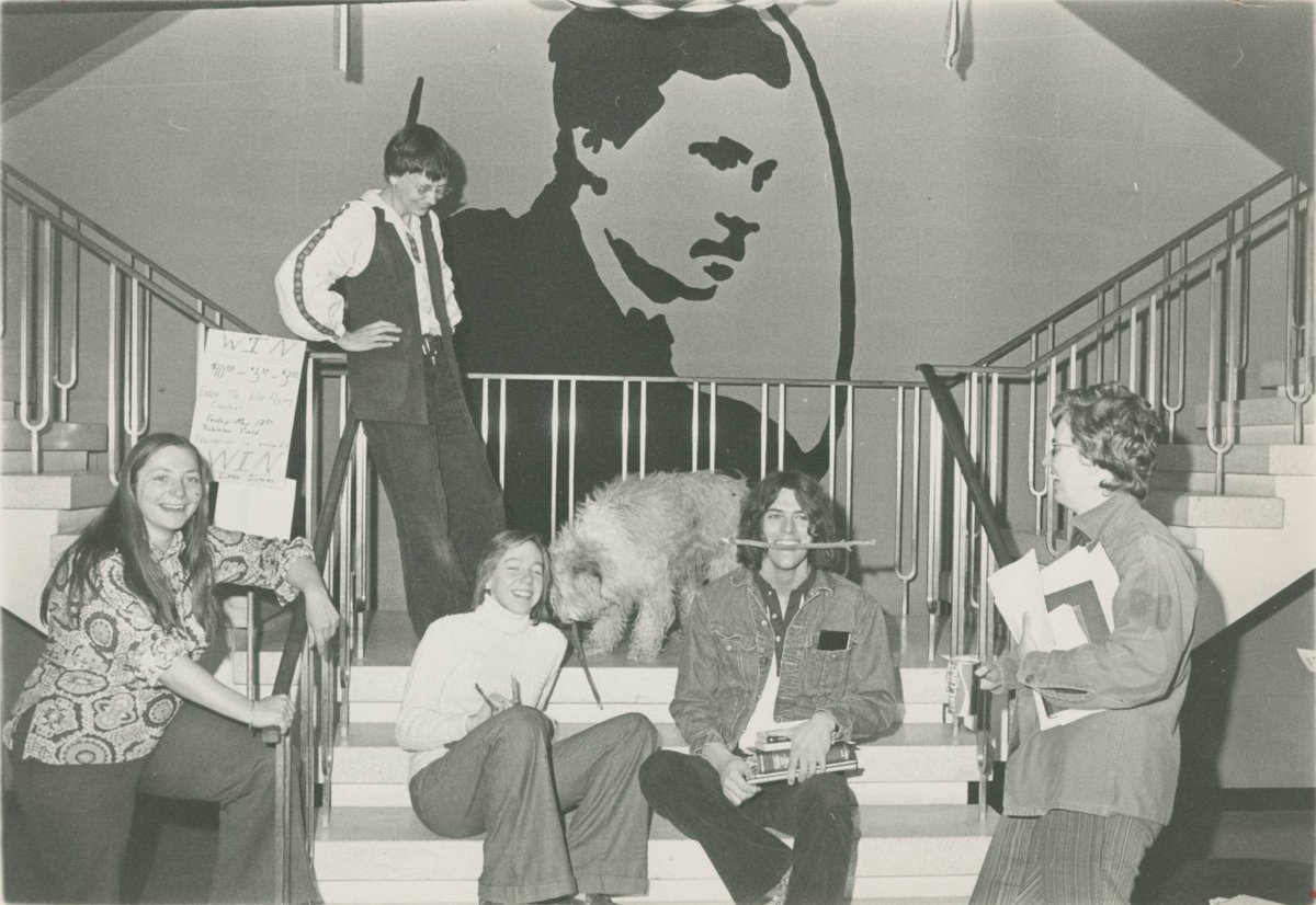GVSchoolofCOM's tweet photo. Bringing #ThrowbackThursday to the SoC! Students, faculty, and dogs galore! 

Any guesses on the dog’s name? I’m going with Louie. Comment your guess below! 

#tbt #GVSOC #gvsu https://t.co/geQMDf4aUG
