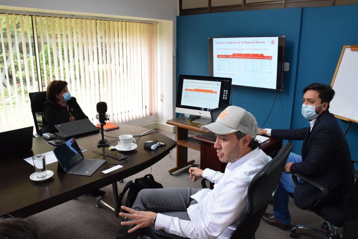 SENA Nariño (@senanarino) on Twitter photo Director <a href="/hernanfuentes/">Hernán Fuentes</a> junto a <a href="/sarturo/">Sara Angela Arturo</a> y el equipo @SENANariño construyen el Plan Regional por el Empleo, como objetivo principal de su visita al departamento. Director <a href="/hernanfuentes/">Hernán Fuentes</a> junto a <a href="/sarturo/">Sara Angela Arturo</a> y el equipo @SENANariño construyen el Plan Regional por el Empleo, como objetivo principal de su visita al departamento.