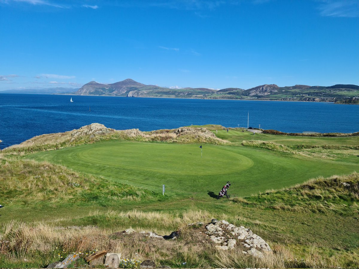 woolybuck's tweet image. What a course @NefynGolfClub views were amazing and nice to win the inaugural RCAR Open 👊🏆⛳💷 #36points #bandit