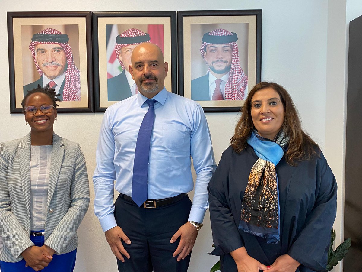 Nneka Henry (@aideworks) on Twitter photo Thanks to Jordanian Amb. Walid Obeidat 4 discussion on role of road safety advocacy even amidst the #Syrianrefugeecrisis. <a href="/UN_RSF/">UNRSF – UN Road Safety Fund</a> is proud 2 support Jordanian government efforts 2 boost helmet + driver & passenger seat belt use, which are proving 2 save lives in the Arab region. Thanks to Jordanian Amb. Walid Obeidat 4 discussion on role of road safety advocacy even amidst the #Syrianrefugeecrisis. <a href="/UN_RSF/">UNRSF – UN Road Safety Fund</a> is proud 2 support Jordanian government efforts 2 boost helmet + driver & passenger seat belt use, which are proving 2 save lives in the Arab region.