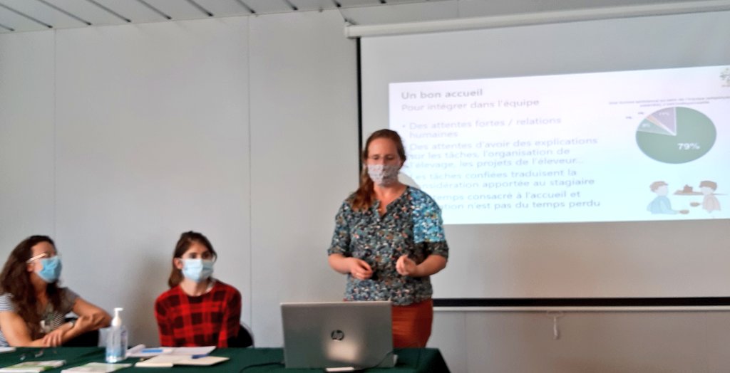 Les facteurs qui jouent sur la motivation à devenir salarié en élevage (porcin) :
▶️ les relations de travail et les conditions d'accueil
▶️ la diversité des tâches 
▶️ les installations, les aspects matériels 
▶️ l'aspect de l'élevage 
<a href="/RmtTravailAgri/">RMT Travail en agriculture</a>
<a href="/ChambagriBzh/">ChambreAgriBretagne</a>