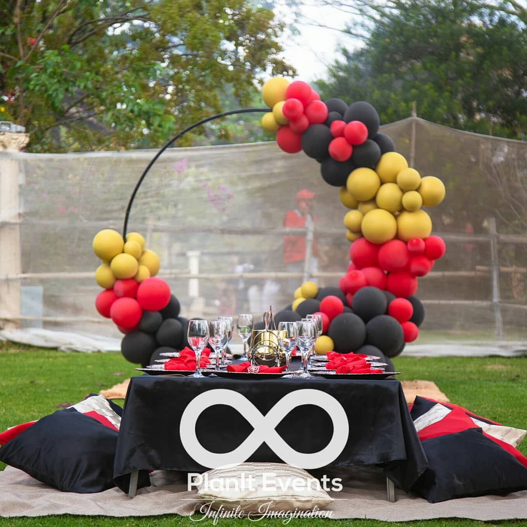 PlanItEventsZw's tweet photo. AND WE ARE BACK FROM VACATION!!!😂 Happy to be back and jump right into these beautiful events
Happy birthday @Pharay7 😘💃

📷IG @ savvyimages

#planitevents #picnic #Zimbabwe https://t.co/YubwLrPsAy