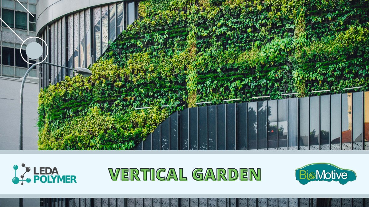 In an era of hot weather ☀️, we need more greenery than ever before - especially in 🏢 cities! How can we help this? How do you turn a concrete space into a 🍃 green oasis? Check out the possibilities of a vertical garden! #green #greenwall #urban #garden #city #modern