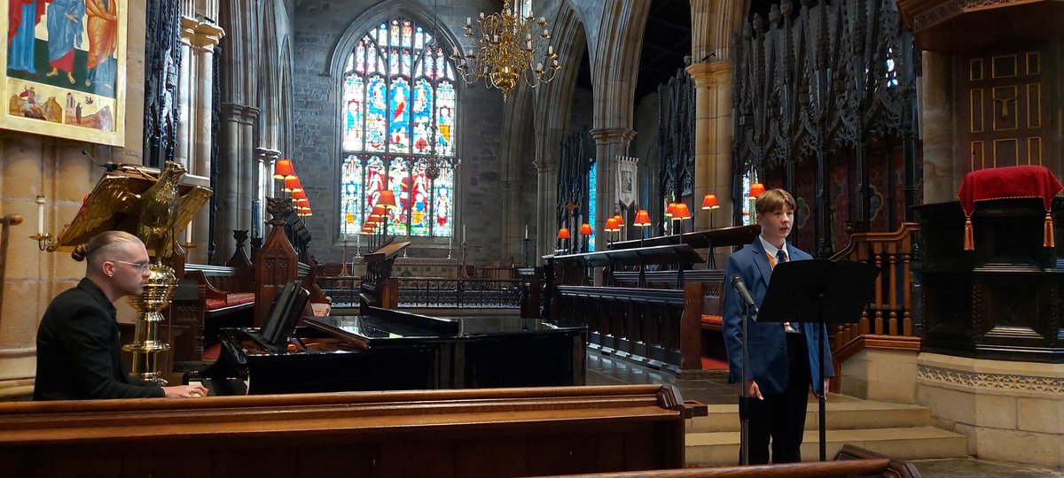 Ripley_Music's tweet photo. A brilliant @ripleystthomas lunchtime recital by Lauren, Ryan, Benji, and Olivia as part of the @priorymusic Festival of Song, with piano accompaniment by @APhillipsYates Well done everyone! #flourish #BreakForthIntoSinging https://t.co/ihTYUV0tQy