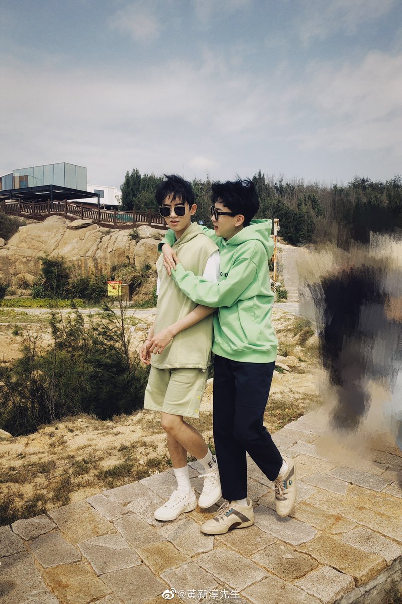 missmeimosa's tweet photo. Huang Xinchun Weibo update 210915

💛: Happy birthday! After you come back let’s go to Universal Studios! @/Fei Qiming

#HuangXinchun #黄新淳 #NEX7 https://t.co/GLM9fjw9as