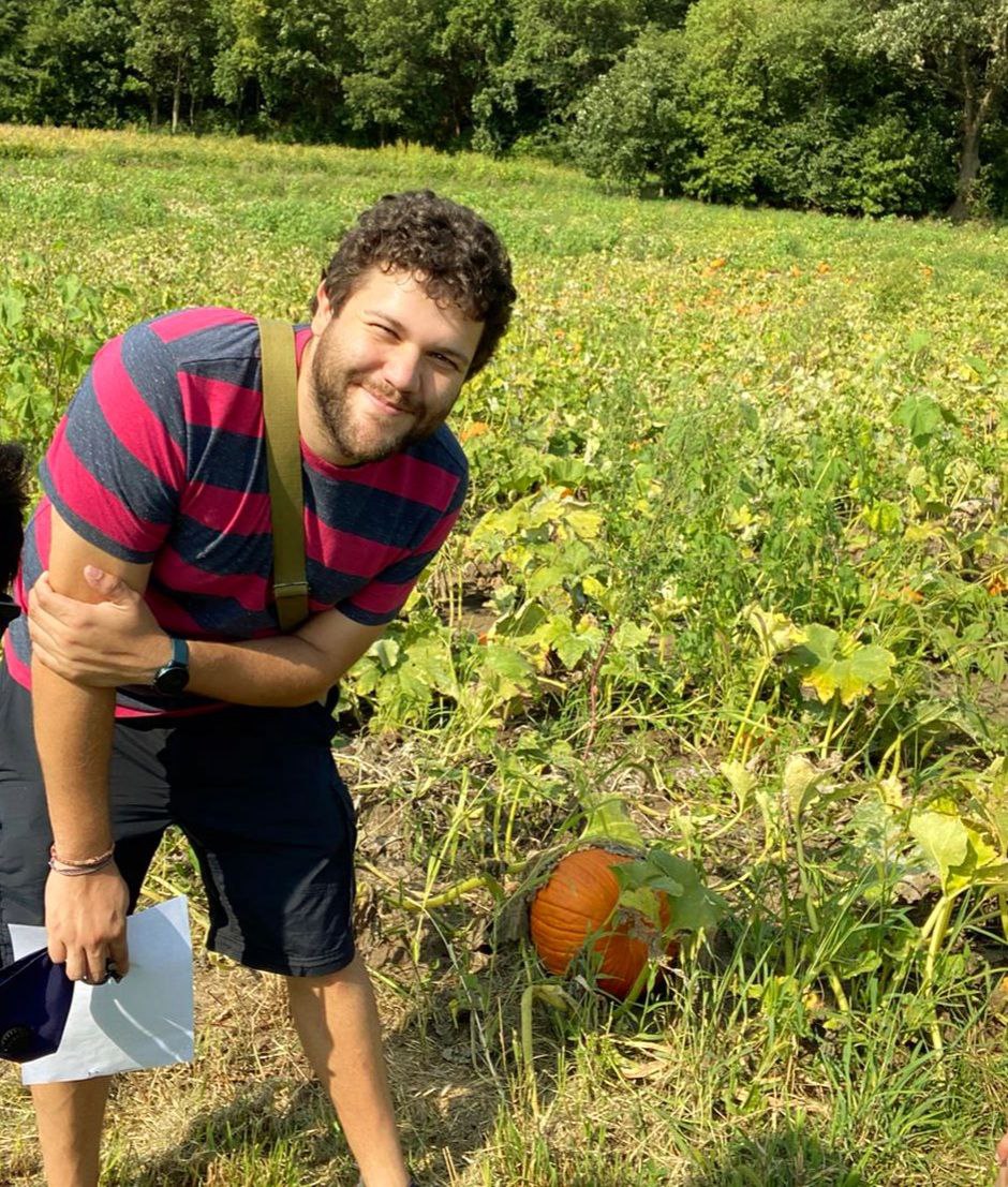 #MDTP Student Highlight: Ibrahim Zuniga-Chaves

<a href="/IbrahZC/">Ibrahim Zuniga-Chaves</a> is a 3rd-year PhD student in the <a href="/suenlab/">Suen Lab</a> studying the intersection of socioeconomic status💰 and gut microbiome🦠 as well as fecal transplant approaches to treat infections. 

#UWMadison #Gradschool #Microbiome
