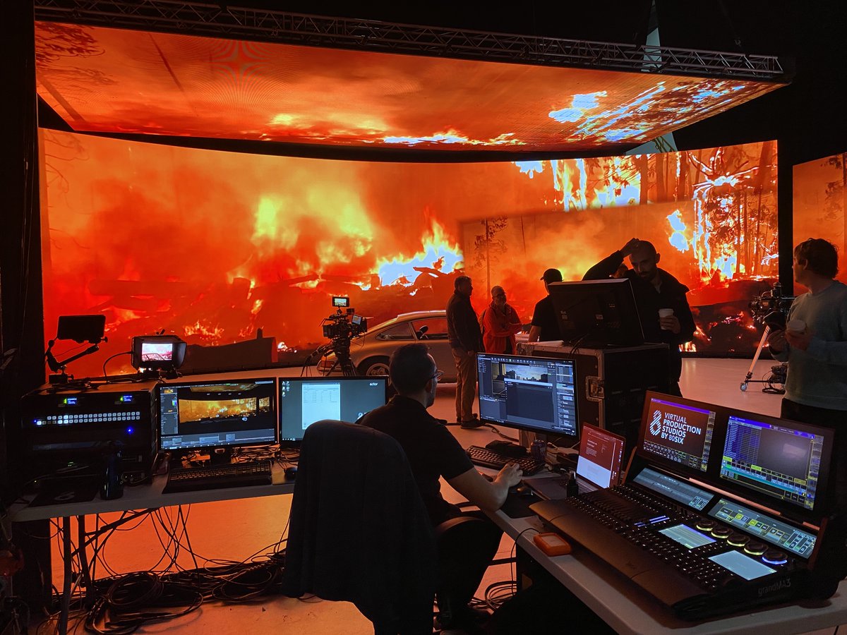 cookeoptics's tweet photo. Burning down the house at the @80sixltd virtual production Discovery Days in #Slough yesterday and today with Andy Buckland and Carey Duffy demonstrating all things Cooke lenses, /I technology and #metadata.
#virtualproduction #itechnology https://t.co/HLz8eosHkC