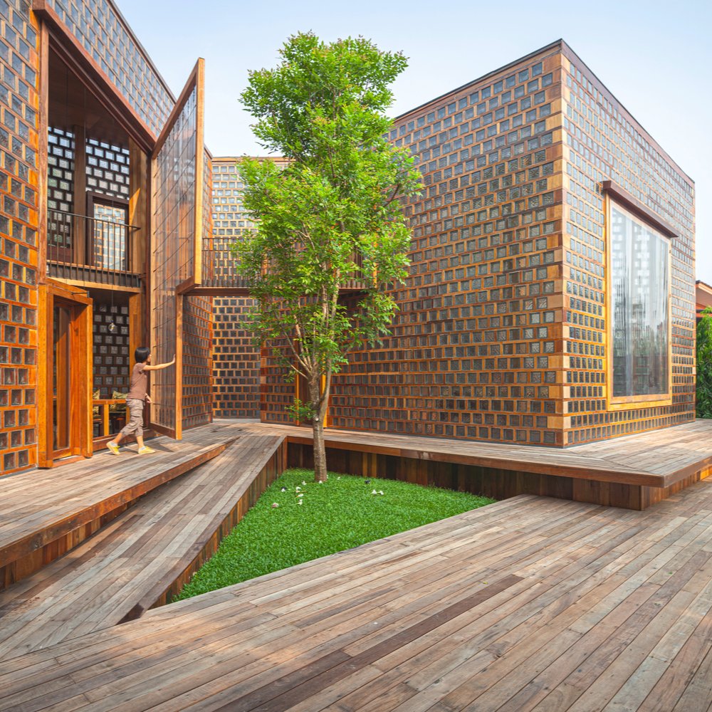 WeAreNook's tweet photo. The Artisans Ayutthaya - Restaurant in Thailand
.
.
.
Credit: Bangkok Project Studio, ArchDaily
#design #interiordesign #style #ambiance #lighting #decorativelighting #lightingdesign #lightingstyle #vintagelighting #thailand #bangkok #restaurant #unique https://t.co/AIqy4xV61Z