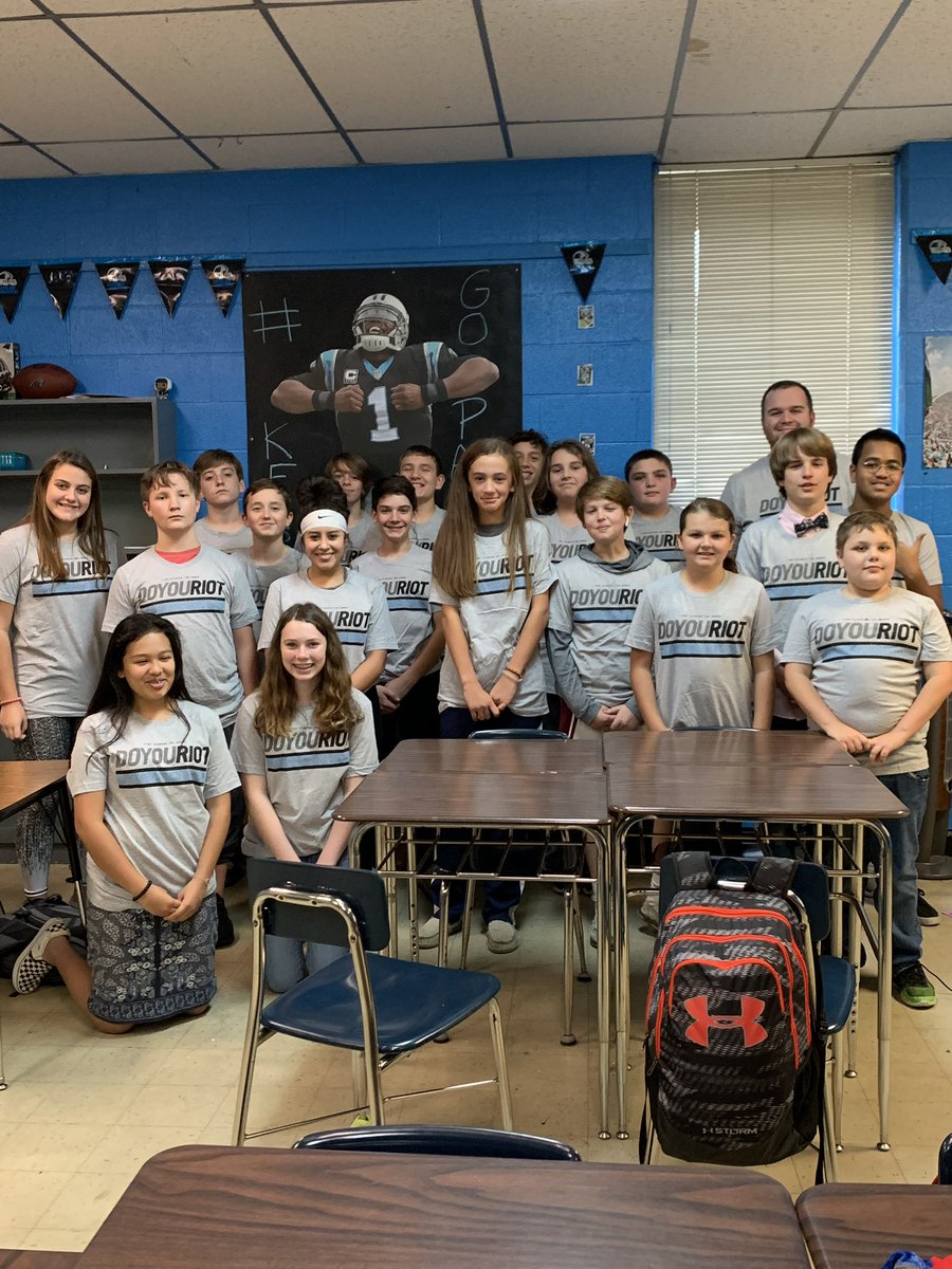 CheerCityRiot's tweet photo. @LKNRiot @AtlantaRiot @tampa_riot @roaringriot @Panthers @UpstateSCRiot @RoyalRiotUK @riot_wild @MtyRiot @MusicCityRiot @SmallTownR1OT @CapitalRiot @ColaRiot @germanriot @bigappleriot @GateCityRiot @NoVA_R1OT @BeerCityRiot @BucketShopCafe Always! Always! #BeTheUpRoar #KeepPounding #ChangeTheCulture https://t.co/jr5Qrjy0x5