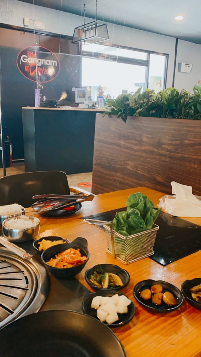 elicadayang's tweet photo. samgyup fix 🤤 https://t.co/nvqerW6KdC