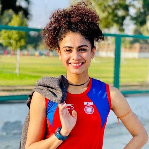 #NationalRecord Alert🚨

Harmilan Bains set the new 1500m National Record with a time of 4:05.39 at the 60th National Open Championship 2021, Warangal

She narrowly missed the 1500m qualification mark (4:04.20) for the World Championships 2022

#Athletics 
#IndianSports