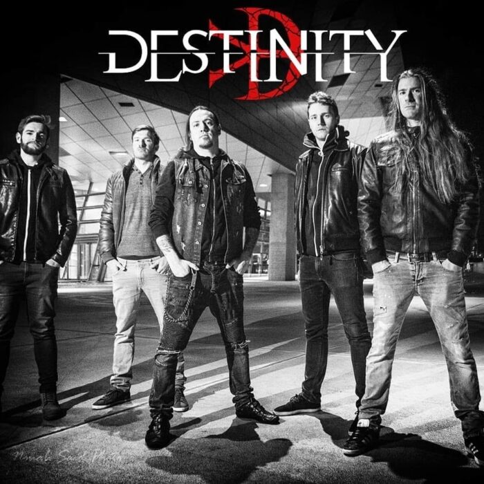 Metalitalia's tweet image. DESTINITY: ascolta il nuovo singolo “Dawn Never Breaks” #DESTINITY - metalitalia.com/articolo/desti…