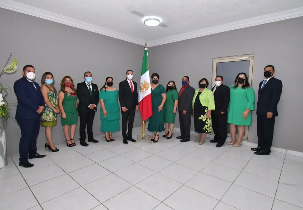 Con profundo orgullo di el último Grito de Independencia como su alcalde, me llena de satisfacción tener la oportunidad aunque desde la distancia gritar con gran amor y pasión por esta tierra  ¡VIVA NAVA! ¡VIVA COAHUILA! ¡VIVA MÉXICO!