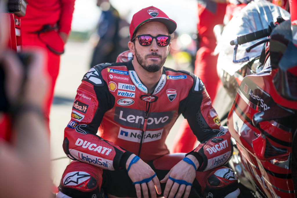 ESPNAsia's tweet photo. OFFICIAL: @FrankyMorbido12 is moving up to @YamahaMotoGP with immediate effect, which has paved the way for the return of @AndreaDovizioso at @sepangracing! #MotoGP #MotoMad
FULL STORY ➡️ https://t.co/0eS5FzWbV9 https://t.co/W9U48sjnDf