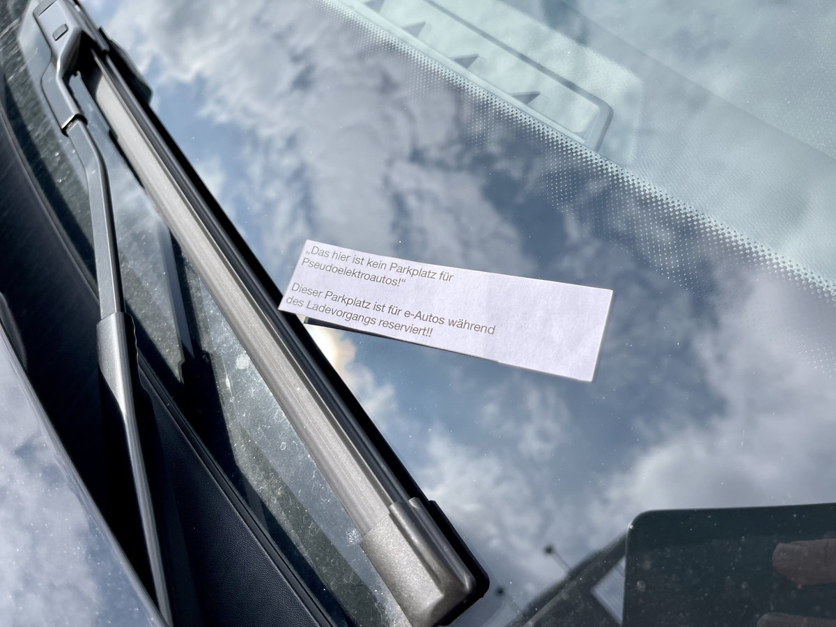 Frank Feil tweet media