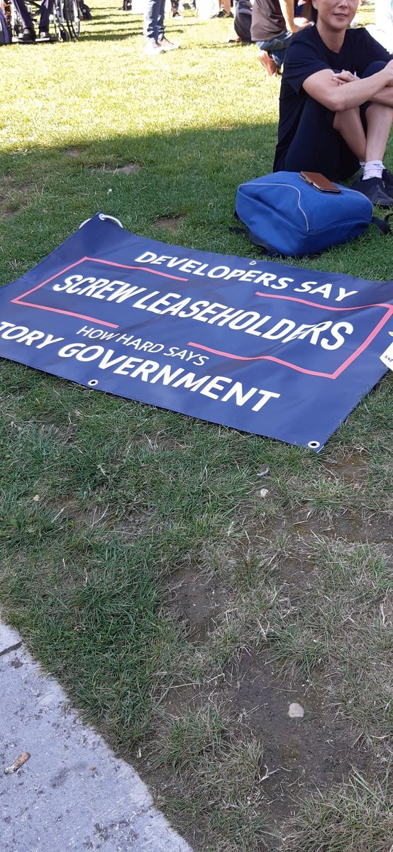 patsykew's tweet image. Thank you @hilarybennmp for your support 
#EnoughIsEnough
#DevelopersMustPay 
#MakeDevelopersPay #EndOurCladdingScandal #BuildingSafetyCrisis 
#NotJustCladding