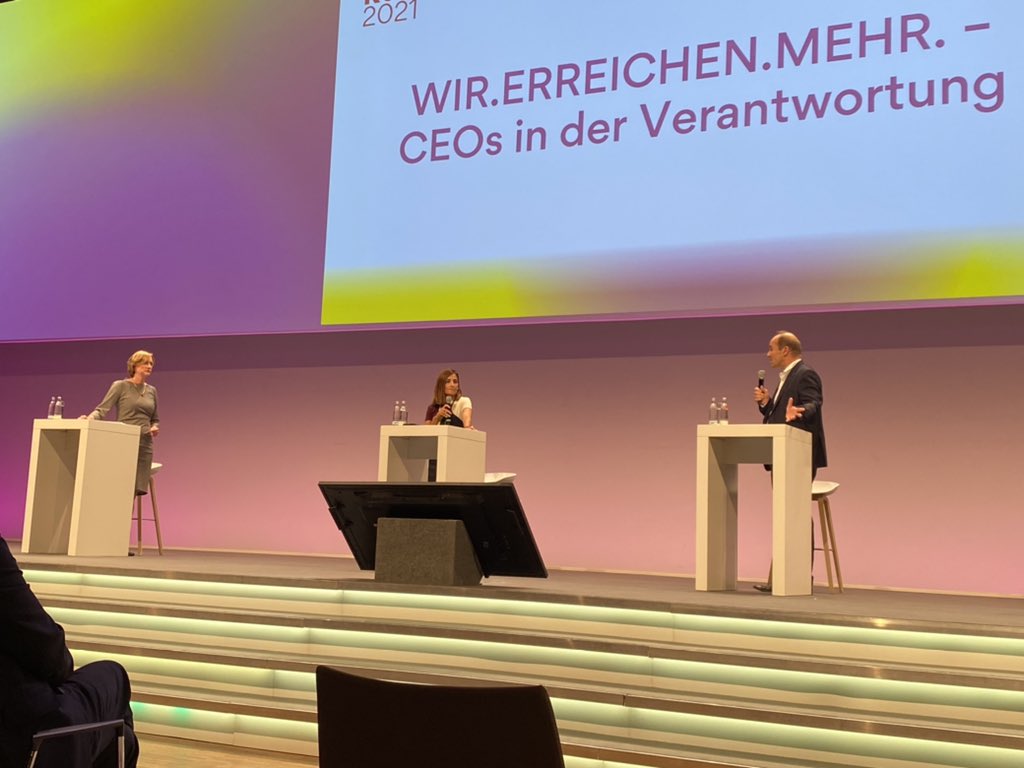 MathiasTimm's tweet image. "WIR.ERREICHEN.MEHR. - CEOs in der Verantwortung" dazu diskutieren nun Dr. Martin Brudermüller (@BASF_DE) &amp;amp; Giulia Chierchia (@bp_plc) mit @KerstinAndreae auf dem #bdewk21