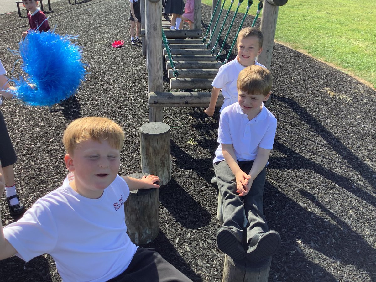 MDanceStAnnes's tweet photo. We are enjoying the sunshine at the end of a very successful school day #wearestannes @StAnnes_EHS https://t.co/UiKDWkbZce