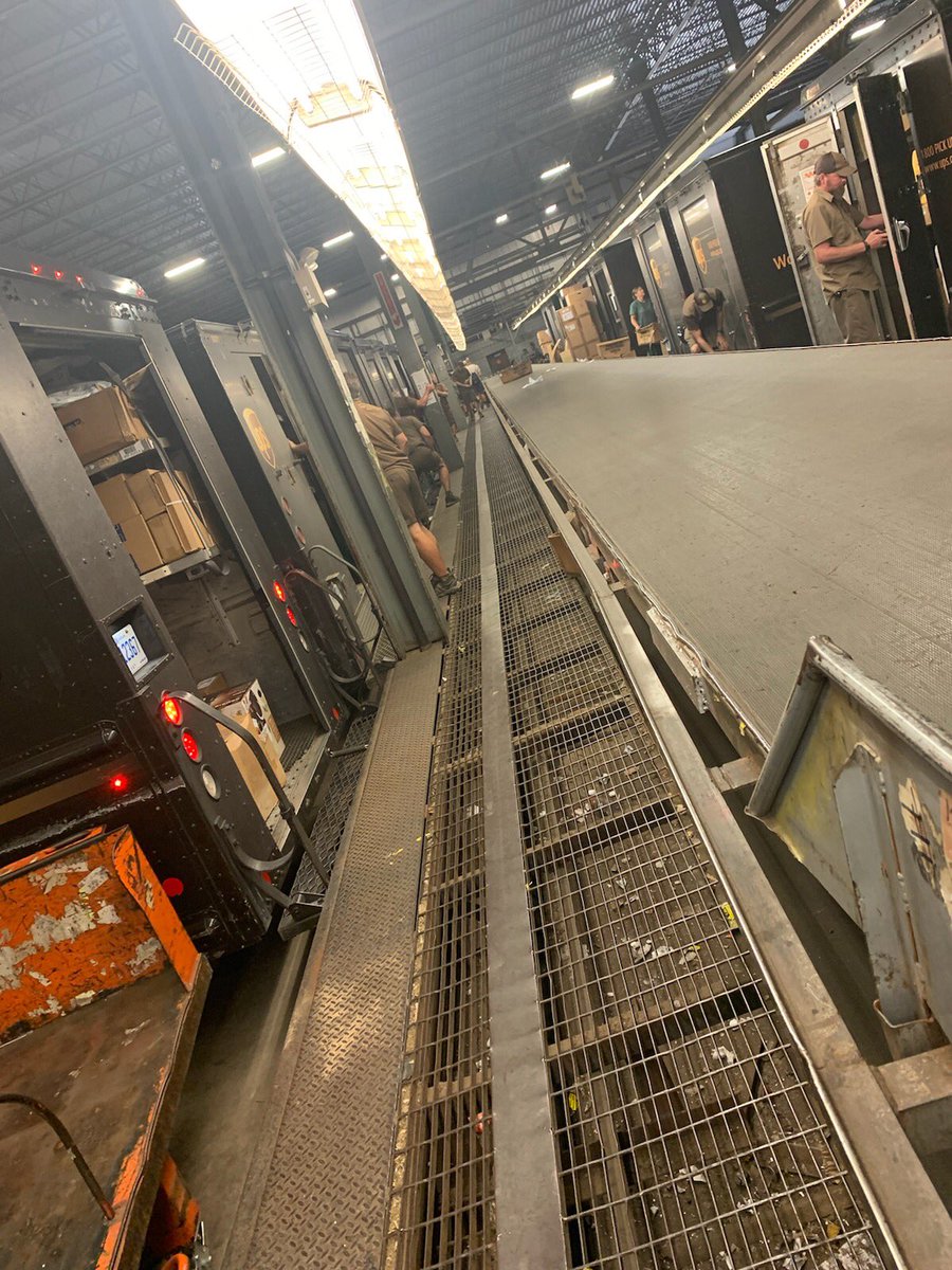 GPreload's tweet image. Doors down preload! Great team effort  by everyone! 📦🚪⬇️ @PaulHuyser @RyanMervyn @_Jason_McDonald @carie_monroe