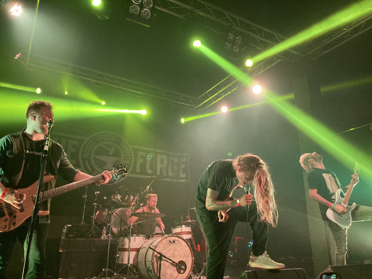 iloveblink182's tweet photo. Outline In Color & Slaves crushed it at the Forge! 🤘🏻 It was my first show since February 2020 and it was worth the drive! I’m glad I finally got to see both bands 🙏🏻 #impostersyndrome #tobetterdays #outlineincolor #slavesofficial https://t.co/sfH0GwbZHD https://t.co/xJUix6kovZ