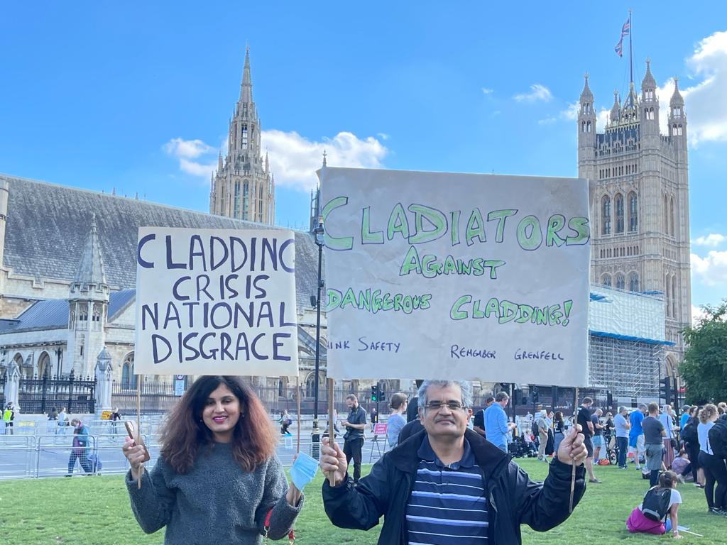 patsykew's tweet image. Thank you @BishopStAlbans 
#EnoughIsEnough
#DevelopersMustPay 
#MakeDevelopersPay #EndOurCladdingScandal #BuildingSafetyCrisis 
#NotJustCladding
@EOCS_Official @ukcag @ShabanaMahmood @SMcPartland @BrumLag