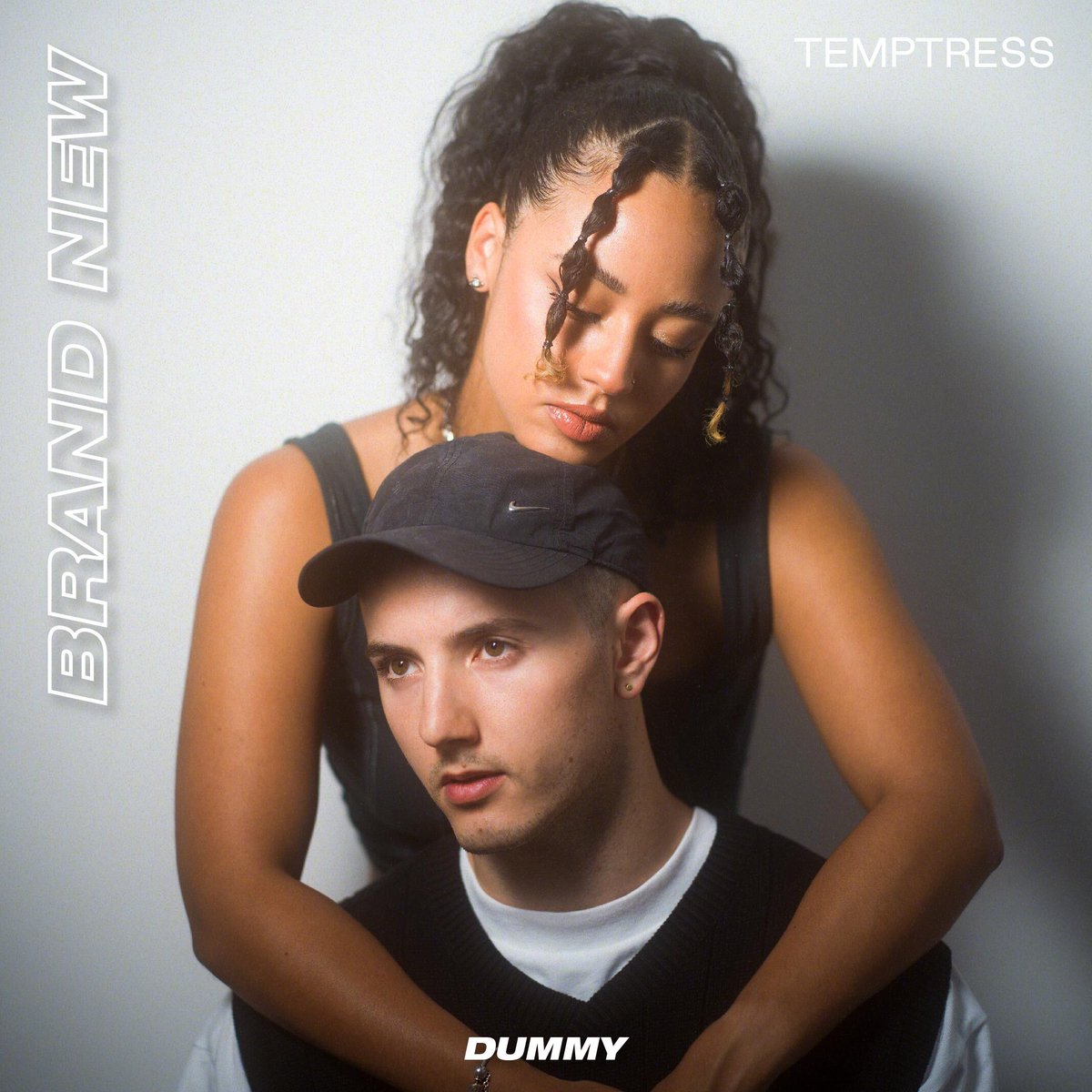 dmymag's tweet image. Our BRAND NEW playlist showcasing strictly under-the-radar and rising artists has been updated.

Featuring @wearetemptress @stoneyhoop @kashdami @_johnalone @NickSilver_ @honeyglaze @SonStepSounds @Osquello2 @ehiorobo_ @ceteropsin @fifixzhang @rubii7__ 

linktr.ee/DUMMYPLAYLISTS