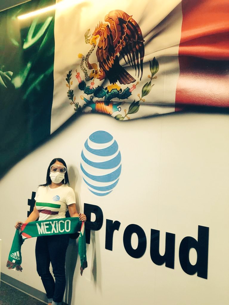#MexicanIndependenceDay #diadelaindependencia #Mexicana #mexico #WorkHard #BeProud #PROUD #proud2byoung @SolizStrong @mexicollectors @Proud2bYoungOrg