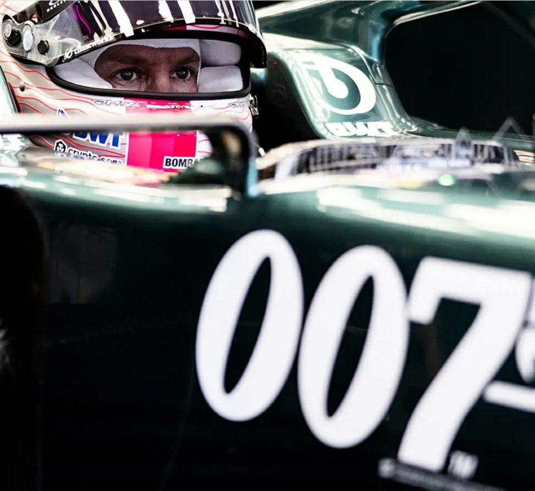 vettelistas's tweet photo. Ou, mamma. #007Agent https://t.co/QDWQ7Ob463