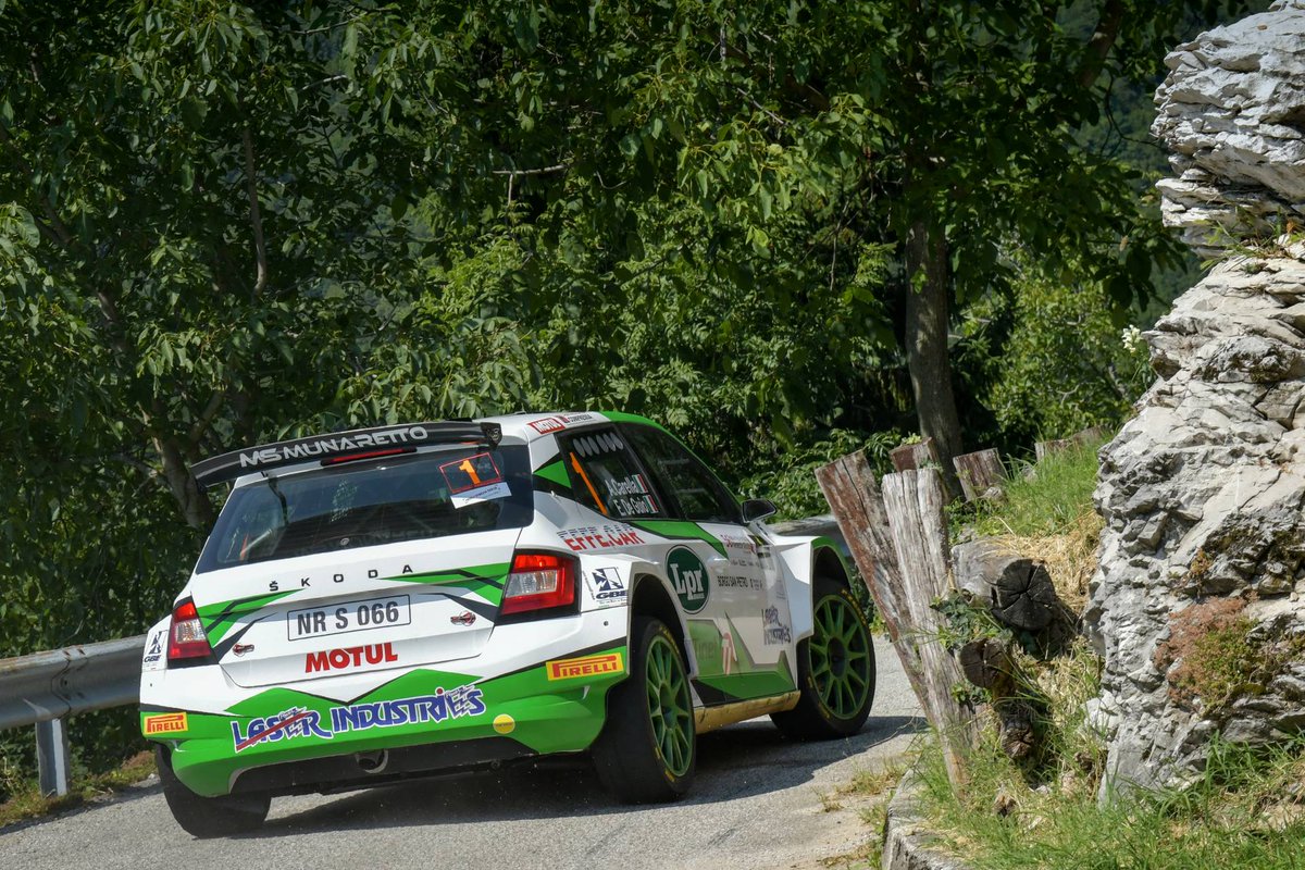MSMunaretto's tweet photo. 🇮🇹 ABBUFFATA TRENTINA: IN SETTE PER IL RALLY SAN MARTINO
🇬🇧 "ABBUFFATA TRENTINA": SEVEN CREWS FOR THE SAN MARTINO RALLY
➡️ https://t.co/xKGW1JRbZj
@CIWRC 
📸 Fabrizio Buraglio
#MSMunaretto #Rally #PiùNote #Motul #Motulitalia #PoweredByMotul https://t.co/uIYNVFcpp6