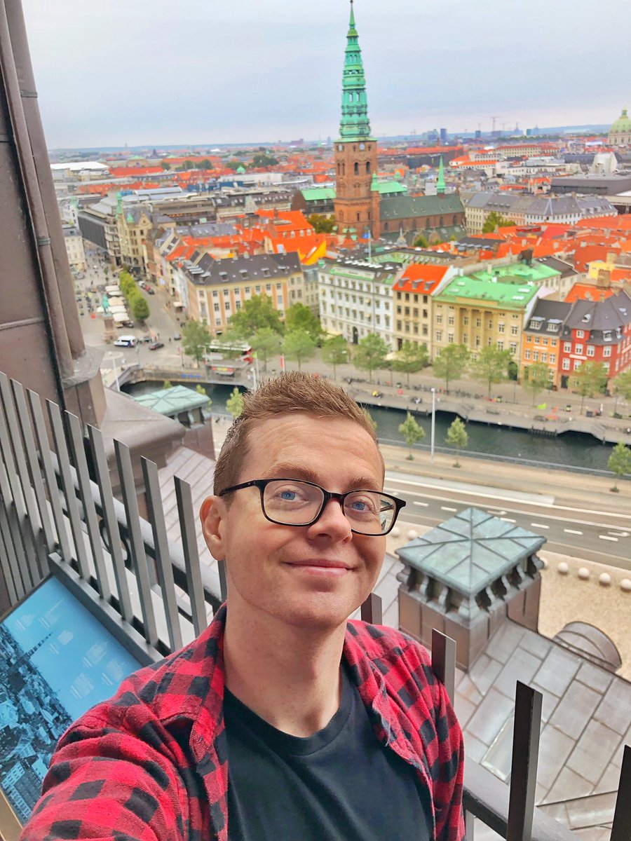 🇩🇰Hello #Copenhagen 👋🏻 so excited to explore this gay-friendly city in #Denmark (country #34 for me😍)

Have you been? Taking all recommendations❤️

Shoutout to @RobeTrotting for hosting me in your gorgeous city🌈👨🏼‍🤝‍👨🏻