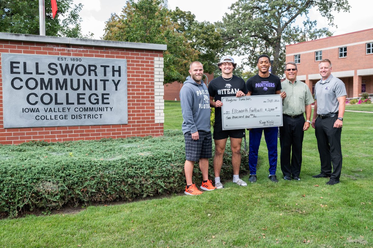 There's something to be said about #CommunityPride! #PantherFootball volunteered at #Ragbrai2021.  As a thank you, Ragbrai Iowa Falls donated $2,000 to the Ellsworth College Foundation to help support the football program.  #1Team #PantherPride #SmallTown #CommUNITYCollege