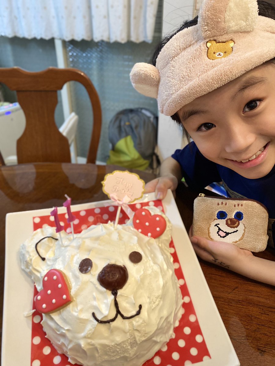 11歳になりました！！
10歳もいろんな方に出逢って☺️
いろんな事を学ばせていただきました。
11歳は、もっとたくさんの人と繋がって、楽しい一年になるといいなぁ😌
皆さんにも元気を届けられるようにがんばります❣️