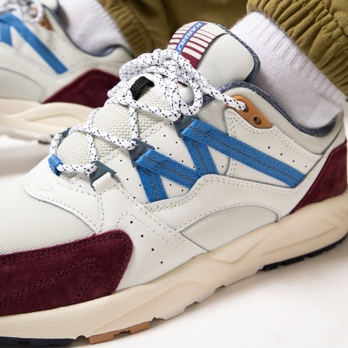 titoloshop's tweet photo. The Karhu “Causing Motion” Pack consists of a Fusion 2.0 and a Legacy 96 and drops TONIGHT online 0.00AM CEST 📲 https://t.co/DHqTM0h35X
#karhu
#titolo
#fusion
#legacy96
#causingMOTION
#titoloshop https://t.co/n3Df7Hhar8