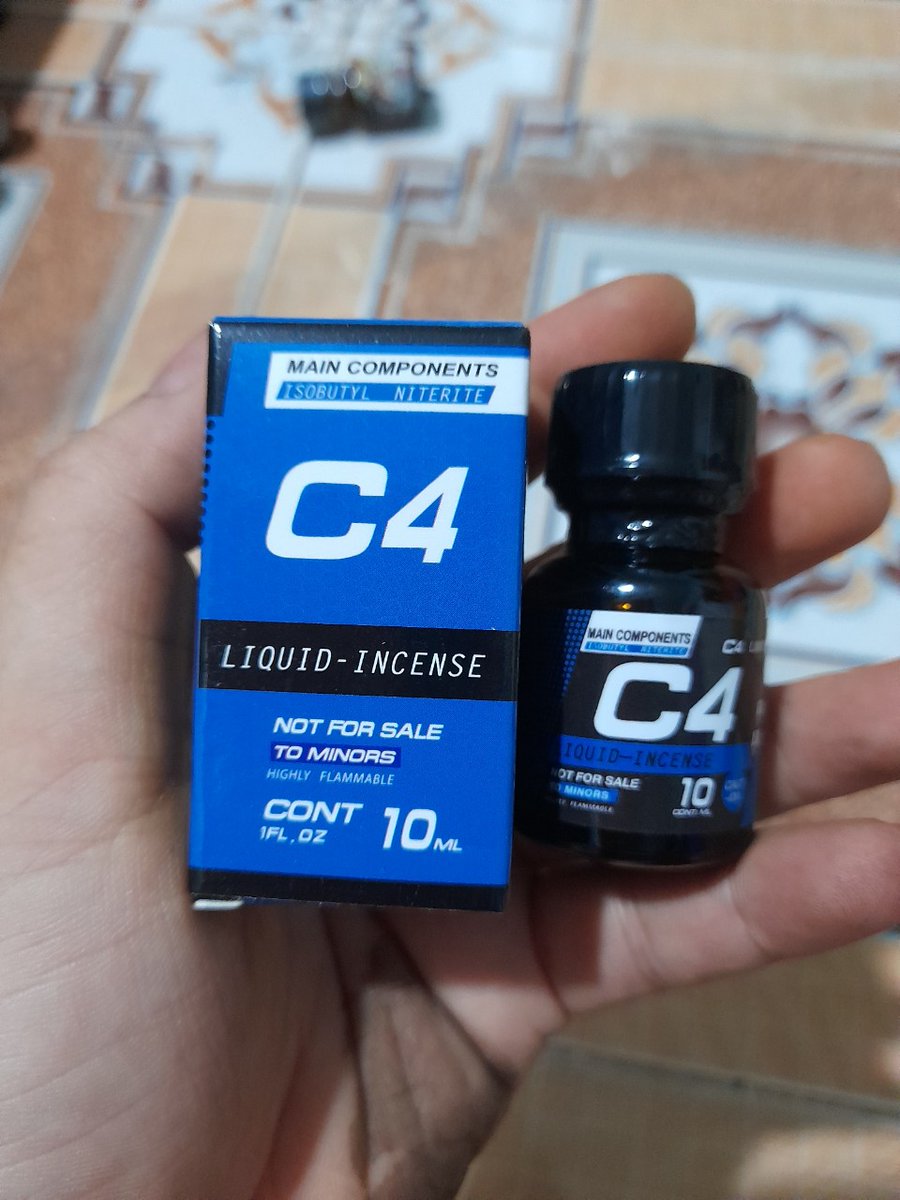 BacPopper's tweet photo. popper c4 siêu mạnh siêu phê sỉ lẻ,...zalo 0857732992 hoặc điện thoại 0947052655 https://t.co/EchmBMW2cO