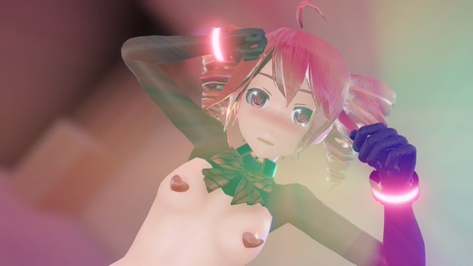 お肌が荒れるといけないので、ニップレス裏面の粘着力は弱めにしておきました! 