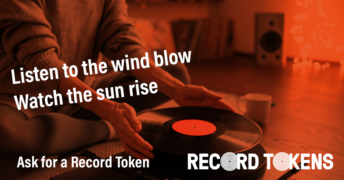 RecordTokens's tweet image. It’s autumn! As if we needed an excuse to stay in and listen to music🍁
RT and comment below with the album or song that’s most likely to get you digging out the cosy jumpers for a chance to win a £20 Record Token.
Ends Mon 20th Sept @ 12pm
T&Cs apply: tinyurl.com/29pfx58n